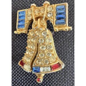Cinerama Cranston Liberty Bell Patriotic Brooch Collar Pin Vintage